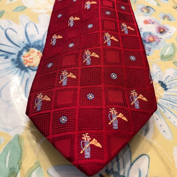 Bachrach Mens Necktie Tie w/Golf Clubs Red - Picture 1 of 4